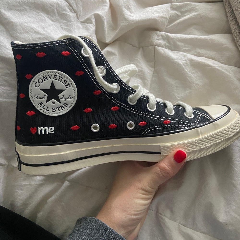 Brand new size 7.5 womens converse